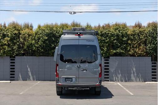 2022 Mercedes-Benz Sprinter 2500 Standard Roof