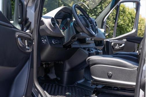 2022 Mercedes-Benz Sprinter 2500 Standard Roof
