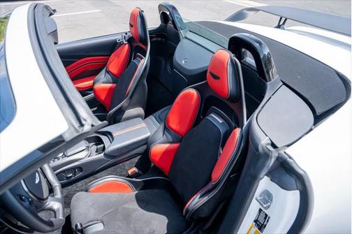 2023 Aston Martin Vantage V12 Roadster