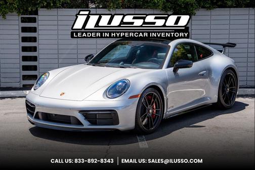 2024 Porsche 911 Carrera 4 GTS