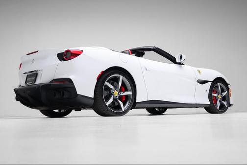 2022 Ferrari Portofino M Base