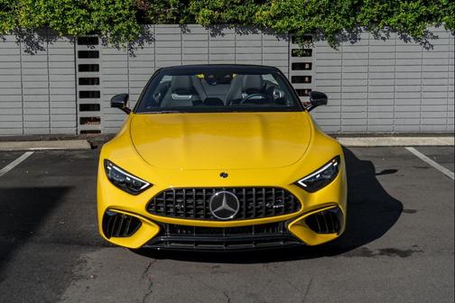 2022 Mercedes-Benz AMG SL 63 Base