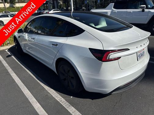 2025 Tesla Model 3 Long Range