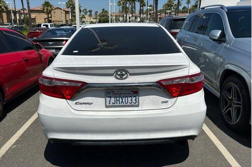 2015 Toyota Camry SE