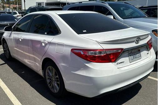 2015 Toyota Camry SE