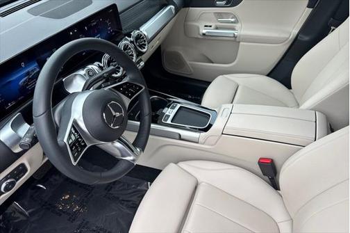 2025 Mercedes-Benz GLB 250 Base