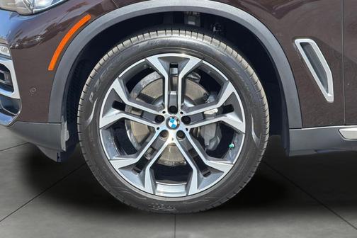 Terra Brown Metallic 2019 BMW X5 xDrive40i