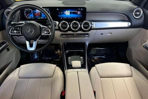 2023 Mercedes-Benz EQB 300 4MATIC