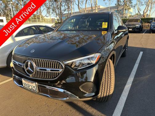 2025 Mercedes-Benz GLC 300 4MATIC