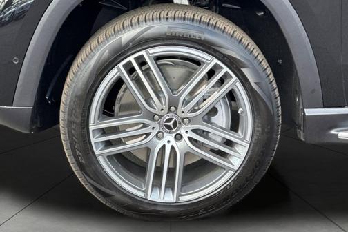 2026 Mercedes-Benz GLS 450 4MATIC