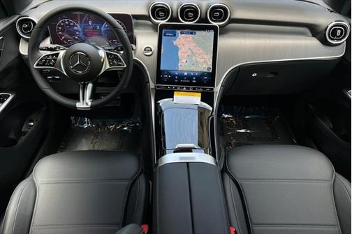 2025 Mercedes-Benz GLC 350e Base