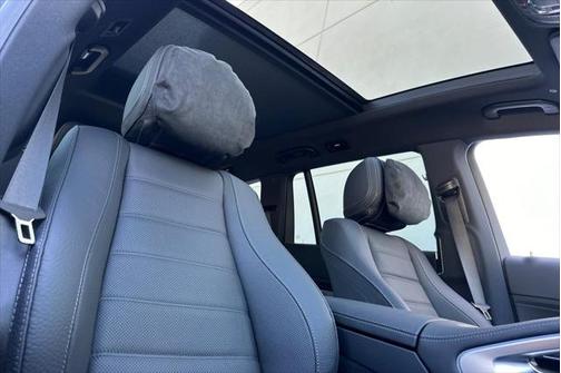 2025 Mercedes-Benz GLS 580 4MATIC