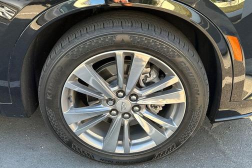 2022 Cadillac XT6 Premium Luxury FWD