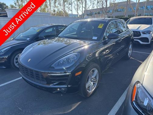 2016 Porsche Macan S