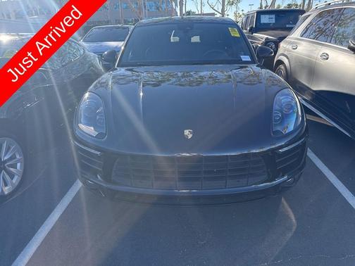 2016 Porsche Macan S