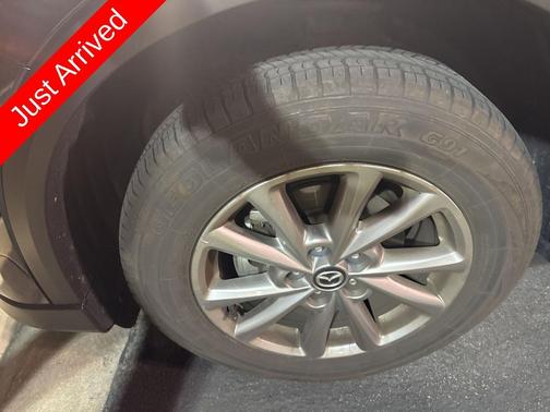 2023 Mazda CX-5 2.5 S Preferred Package