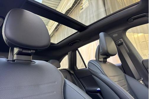 2025 Mercedes-Benz GLC 350e Base