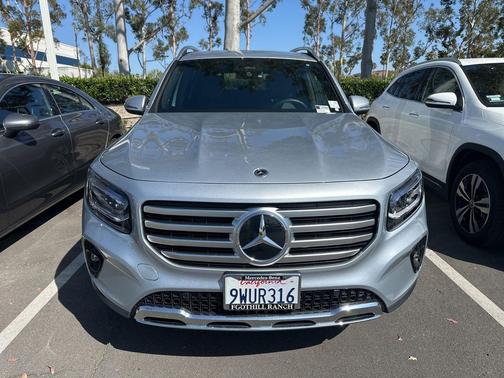 Cirrus Silver Metallic 2026 Mercedes-Benz GLB 250 Base