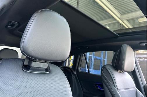 2025 Mercedes-Benz GLC 350e Base