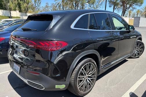 Obsidian Black Metallic 2023 Mercedes-Benz EQE 350+ Base