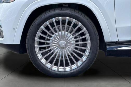 2025 Mercedes-Benz Maybach GLS 600 4MATIC