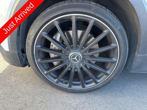 2022 Mercedes-Benz AMG GLB 35 4MATIC