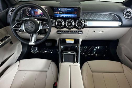 2025 Mercedes-Benz GLB 250 Base