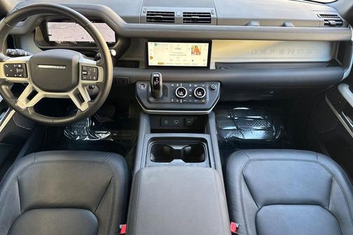 2024 Land Rover Defender 110 P300