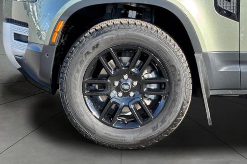 2024 Land Rover Defender 110 P300