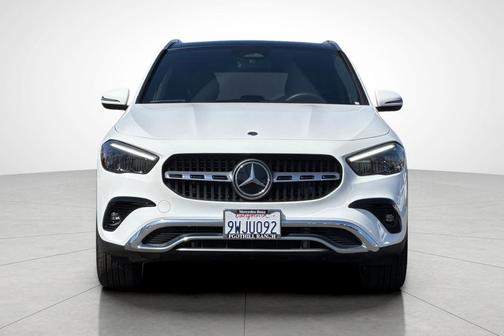 Polar White 2026 Mercedes-Benz GLA 250 4MATIC