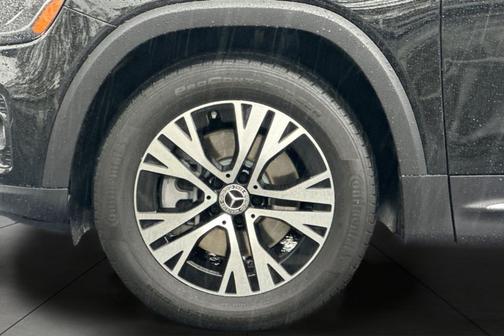 2026 Mercedes-Benz GLB 250 Base
