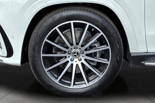 2025 Mercedes-Benz GLS 580 4MATIC