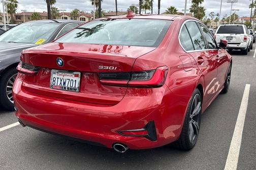 Melbourne Red Metallic 2021 BMW 330 330i