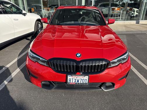 Melbourne Red Metallic 2021 BMW 330 330i