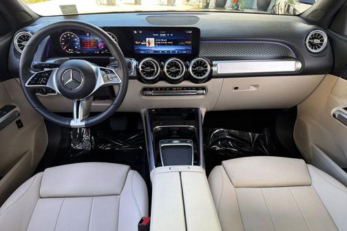 White 2025 Mercedes-Benz GLB 250 Base