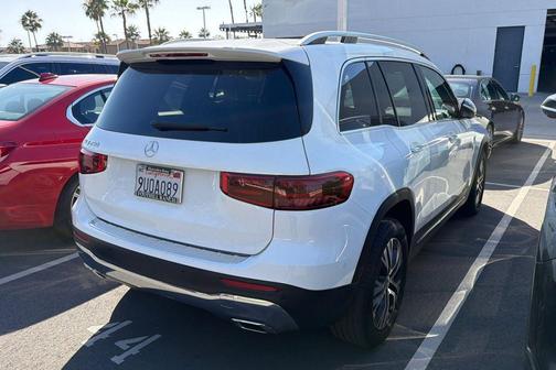 White 2025 Mercedes-Benz GLB 250 Base