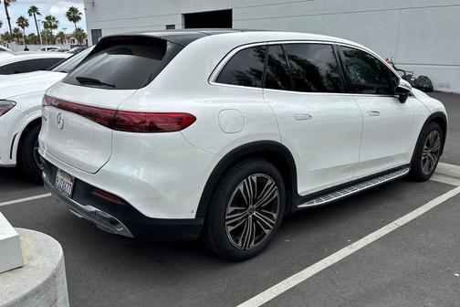 Polar White 2023 Mercedes-Benz EQS 450 4MATIC