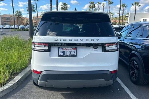 2018 Land Rover Discovery SE