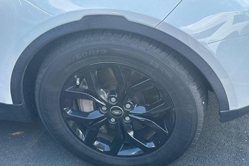 2018 Land Rover Discovery SE