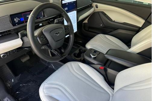 2022 Ford Mustang Mach-E Premium
