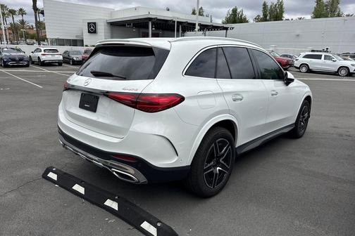 Polar White 2023 Mercedes-Benz GLC 300 4MATIC