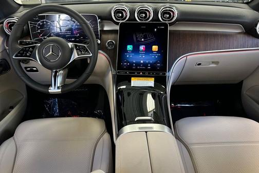 2026 Mercedes-Benz GLC 300 Base