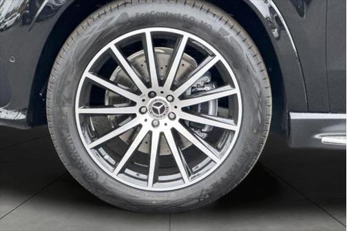 2025 Mercedes-Benz GLS 580 4MATIC