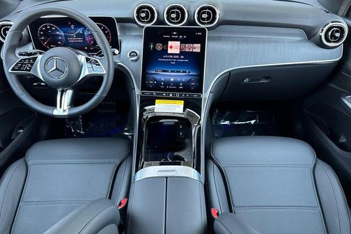 2025 Mercedes-Benz GLC 300 Base