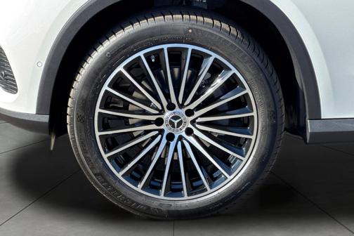 2026 Mercedes-Benz GLC 300 Base