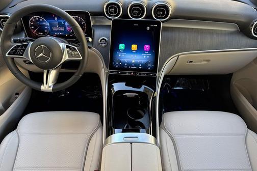 2026 Mercedes-Benz GLC 300 Base