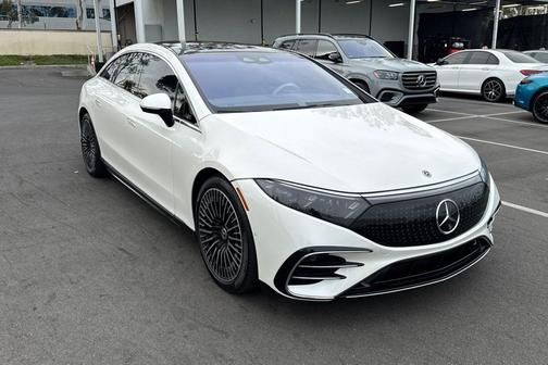 MANUFAKTUR Diamond White 2022 Mercedes-Benz EQS 450+ 4MATIC