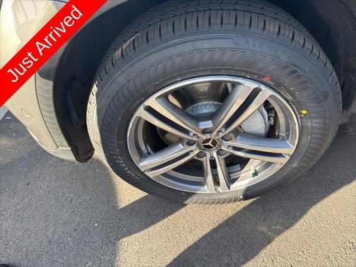 2021 Mercedes-Benz GLC 300 Base