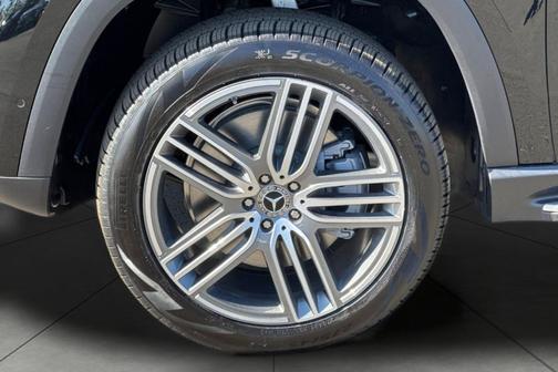 2026 Mercedes-Benz GLS 450 4MATIC