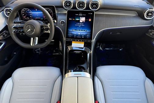 2026 Mercedes-Benz GLC 300 Base